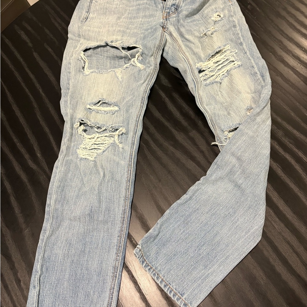 American Eagle Outfitters Women’s Light Blue Ripped Skinny Jeans